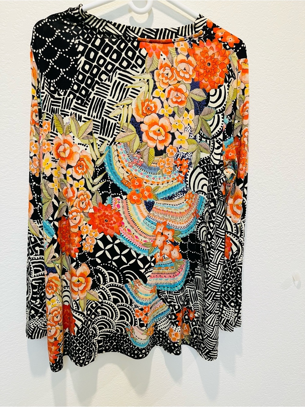 Floral-Print Black Long Sleeve Tee by Jonny Was - Picture 3 of 8